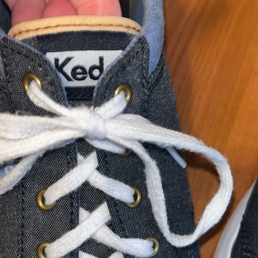 Keds women’s navy blue canvas dream foam memory sneakers size 9.5